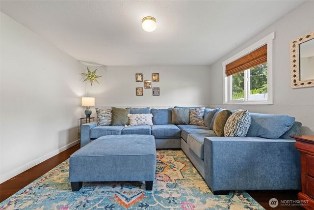 34408 27th Avenue SW, Federal Way, WA 98023