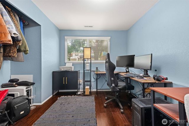 34408 27th Avenue SW, Federal Way, WA 98023