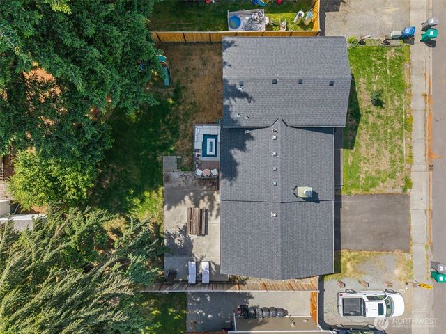 34408 27th Avenue SW, Federal Way, WA 98023