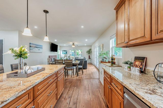 2468 Hidden Lane, Hayward, CA 94541