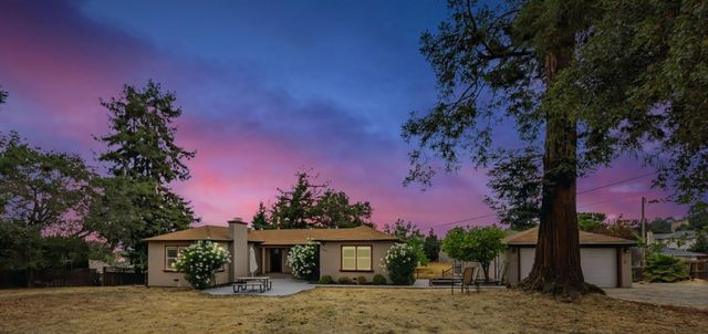 2468 Hidden Lane, Hayward, CA 94541