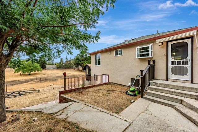 2468 Hidden Lane, Hayward, CA 94541