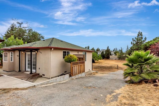 2468 Hidden Lane, Hayward, CA 94541