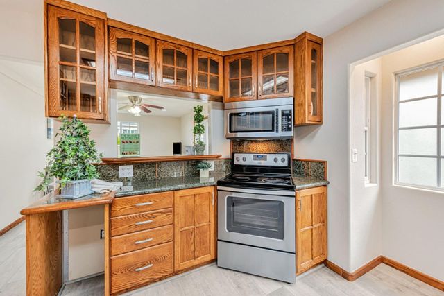 2468 Hidden Lane, Hayward, CA 94541