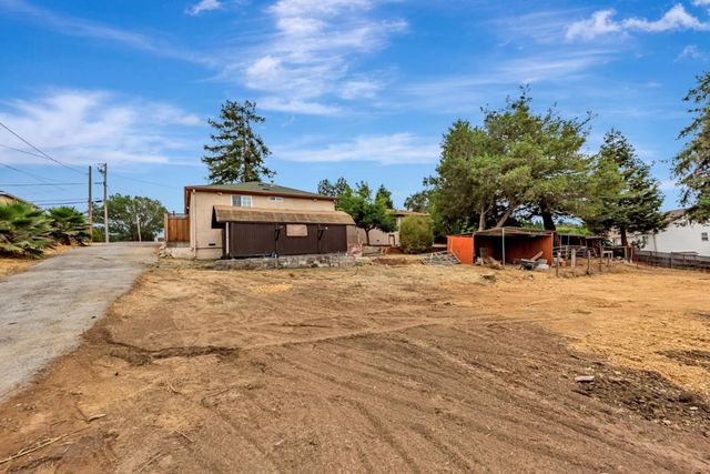 2468 Hidden Lane, Hayward, CA 94541
