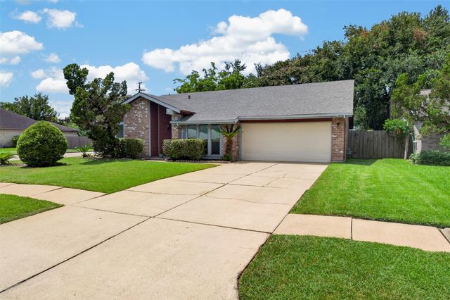 14338 Royal Hill Drive, Houston, TX 77083