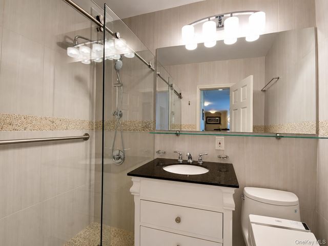 26910 Grand Central Parkway 8F, Floral Park, NY 11005