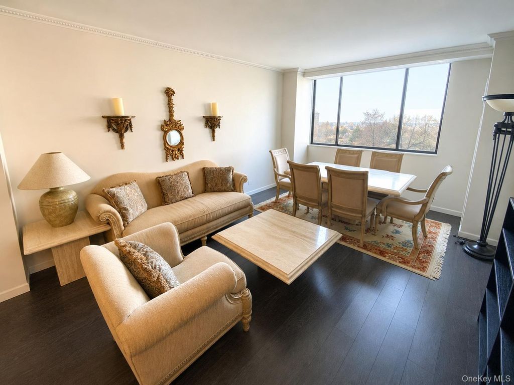 26910 Grand Central Parkway 8F, Floral Park, NY 11005 — photo 3
