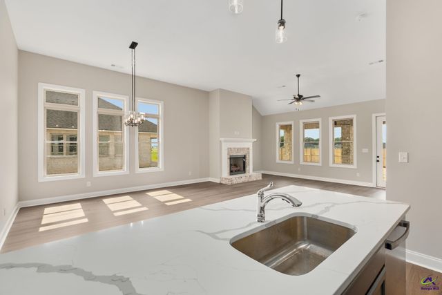 220 Farmland Circle, Perry, GA 31069