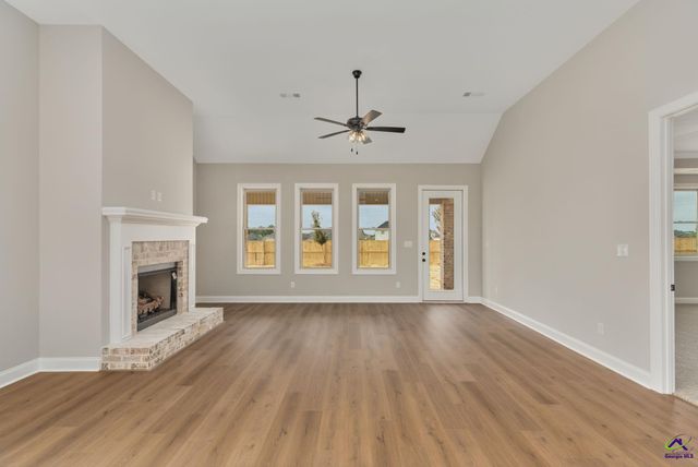 220 Farmland Circle, Perry, GA 31069