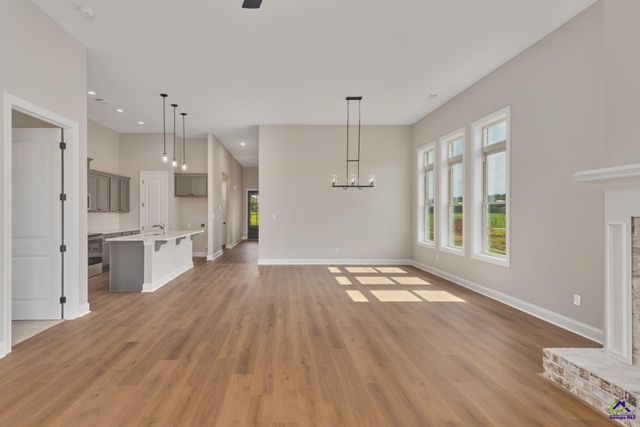220 Farmland Circle, Perry, GA 31069