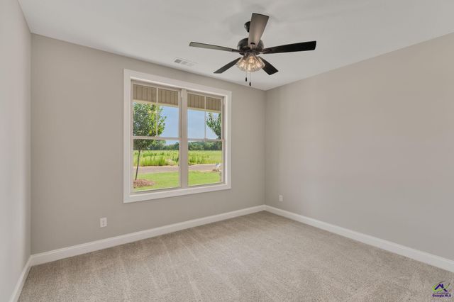 220 Farmland Circle, Perry, GA 31069