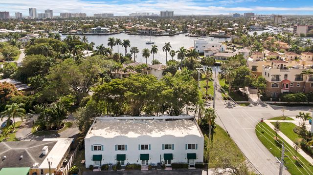 690 SE 23rd Avenue 3, Pompano Beach, FL 33062