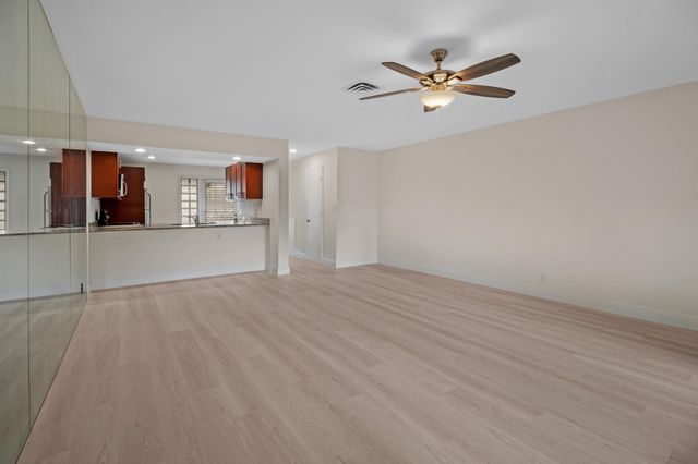 690 SE 23rd Avenue 3, Pompano Beach, FL 33062