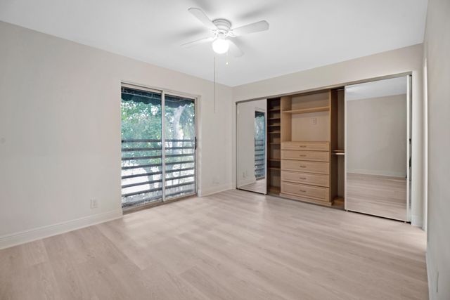 690 SE 23rd Avenue 3, Pompano Beach, FL 33062