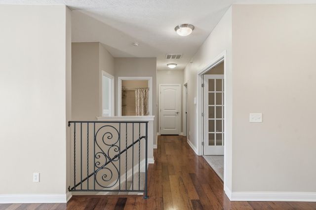 567 Riverpointe Drive, 11, Dayton, KY 41074