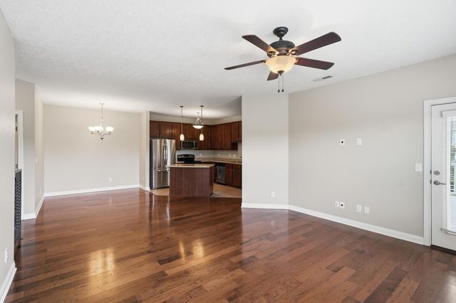 567 Riverpointe Drive, 11, Dayton, KY 41074