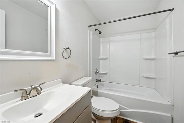3256 Nansemond PW, Suffolk, VA 23434