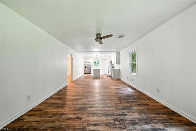 3256 Nansemond PW, Suffolk, VA 23434