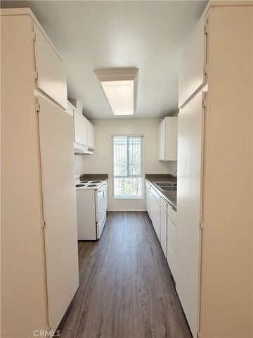 17230 San Mateo 20, Fountain Valley, CA 92708