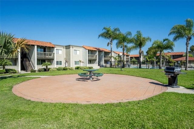 17230 San Mateo 20, Fountain Valley, CA 92708