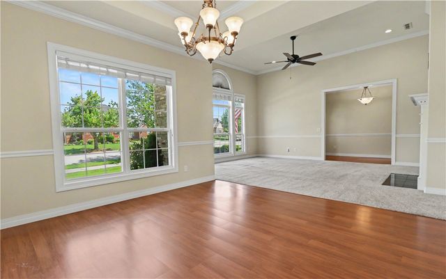 6319 S Tall Oaks Loop, Springdale, AR 72762
