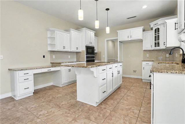 6319 S Tall Oaks Loop, Springdale, AR 72762
