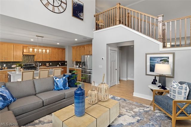 2079 Glenmont Drive, Brunswick, OH 44212