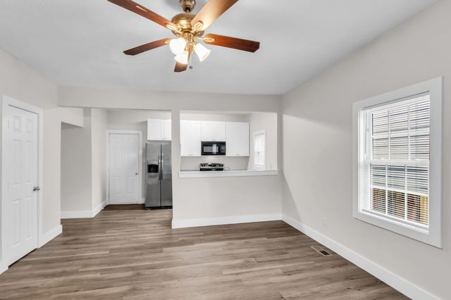 460 E State St, Murfreesboro, TN 37130