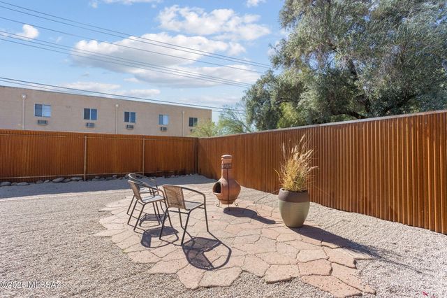 5200 E 28th Street, Tucson, AZ 85711