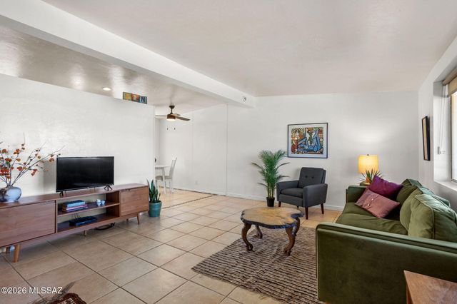 5200 E 28th Street, Tucson, AZ 85711