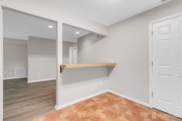 5101 Stonehedge Road 5101, Edison, NJ 08820