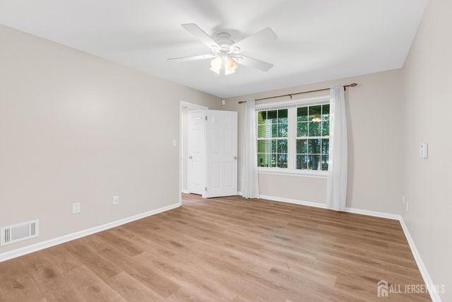 5101 Stonehedge Road 5101, Edison, NJ 08820