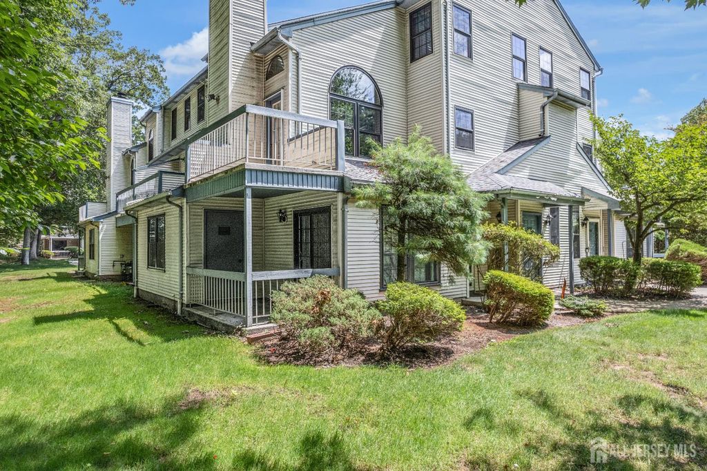 5101 Stonehedge Road 5101, Edison, NJ 08820