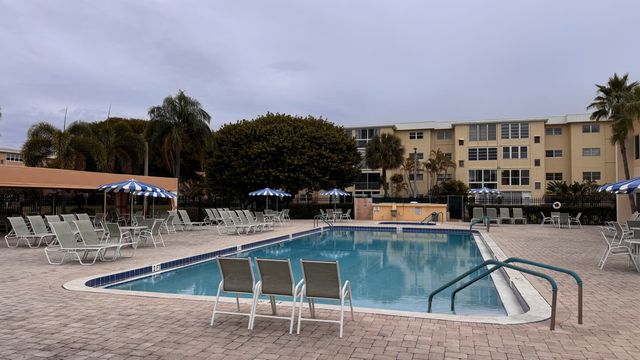 130 NE 26th Avenue 4090, Boynton Beach, FL 33435