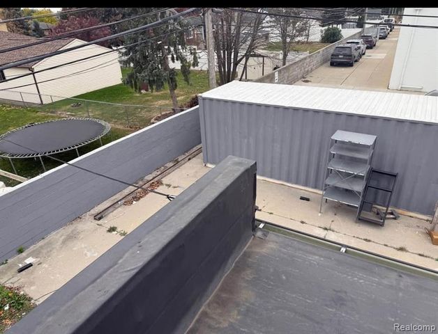 20520 Stephens Street, Saint Clair Shores, MI 48080