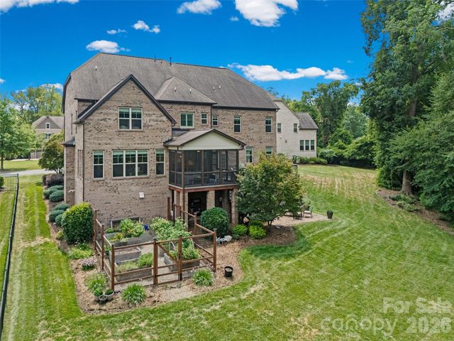 2248 Rock Creek Drive, Charlotte, NC 28226