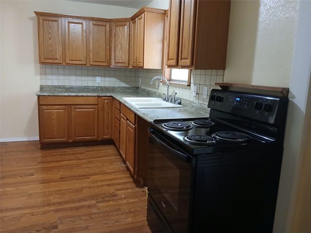 140 Evergreen Drive, Gun Barrel City, TX 75156