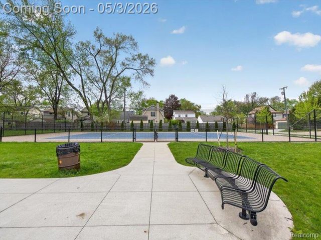 1115 Irving Avenue, Royal Oak, MI 48067