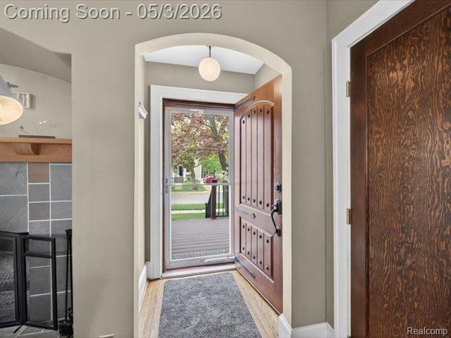 1115 Irving Avenue, Royal Oak, MI 48067