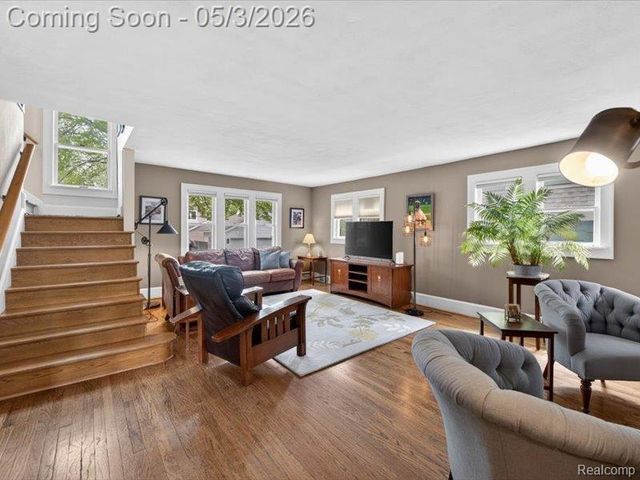 1115 Irving Avenue, Royal Oak, MI 48067