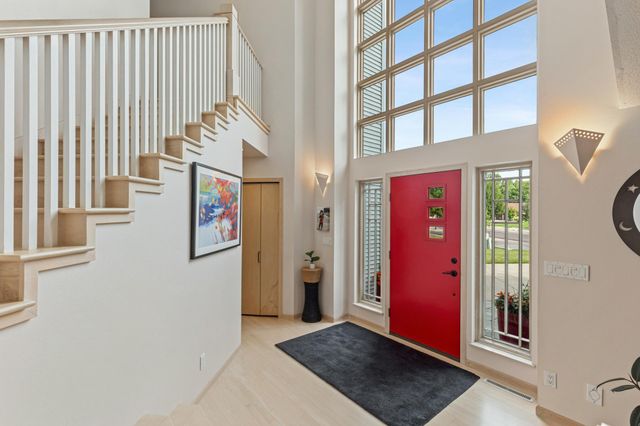 2878 Lilac Lane N, Fargo, ND 58102