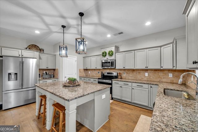 200 Brampton Way, Perry, GA 31069