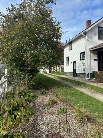 1072 Willard Avenue SE, Warren, OH 44484