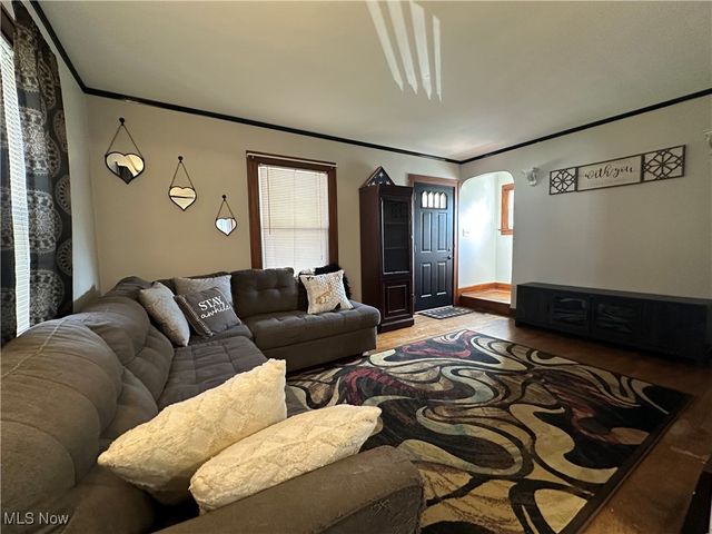 1072 Willard Avenue SE, Warren, OH 44484