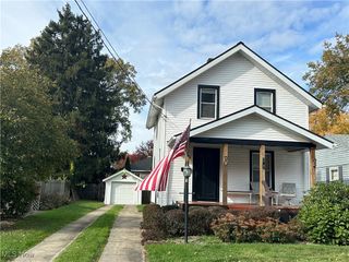 1072 Willard Avenue SE, Warren, OH 44484