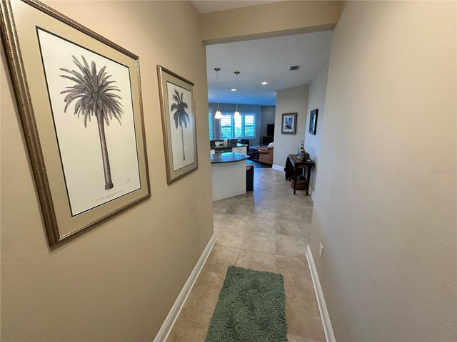 7740 34TH AVE W 202, Bradenton, FL 34209