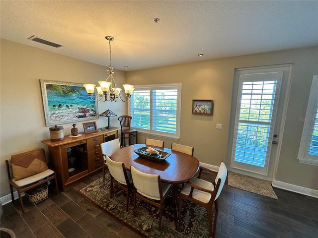 7740 34TH AVE W 202, Bradenton, FL 34209