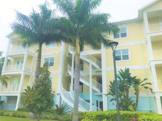 7740 34TH AVE W 202, Bradenton, FL 34209