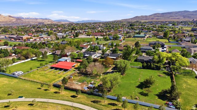 2840 W COUNTRY CLASSIC DR, Bluffdale, UT 84065